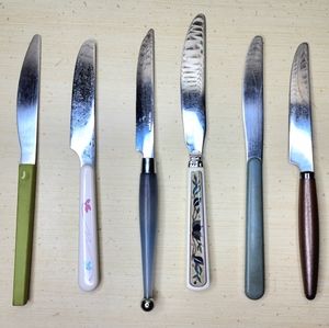 Mid Century Butter Dinner Knives Assorted Lot Of 6